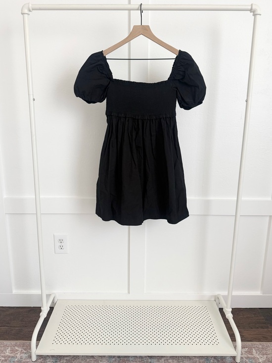 Aritzia Dresses & Skirts - Aritzia Sunday Best Black Puff Sleeve Smocked Mini Dress